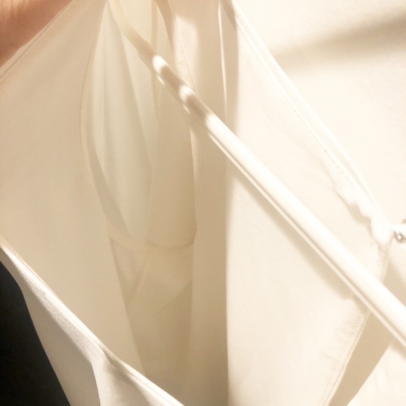 White House black market white blouse - Picture 4 of 5